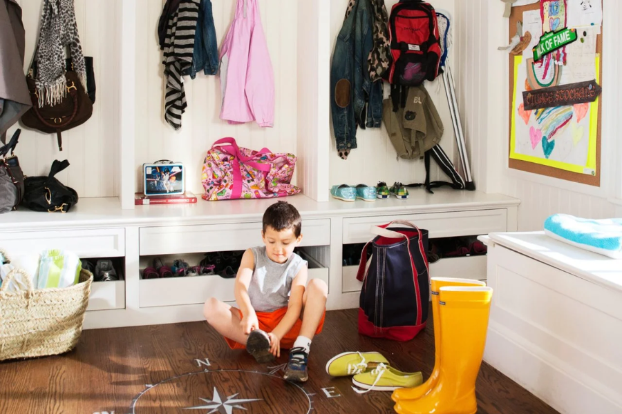 mudroom shoe storage